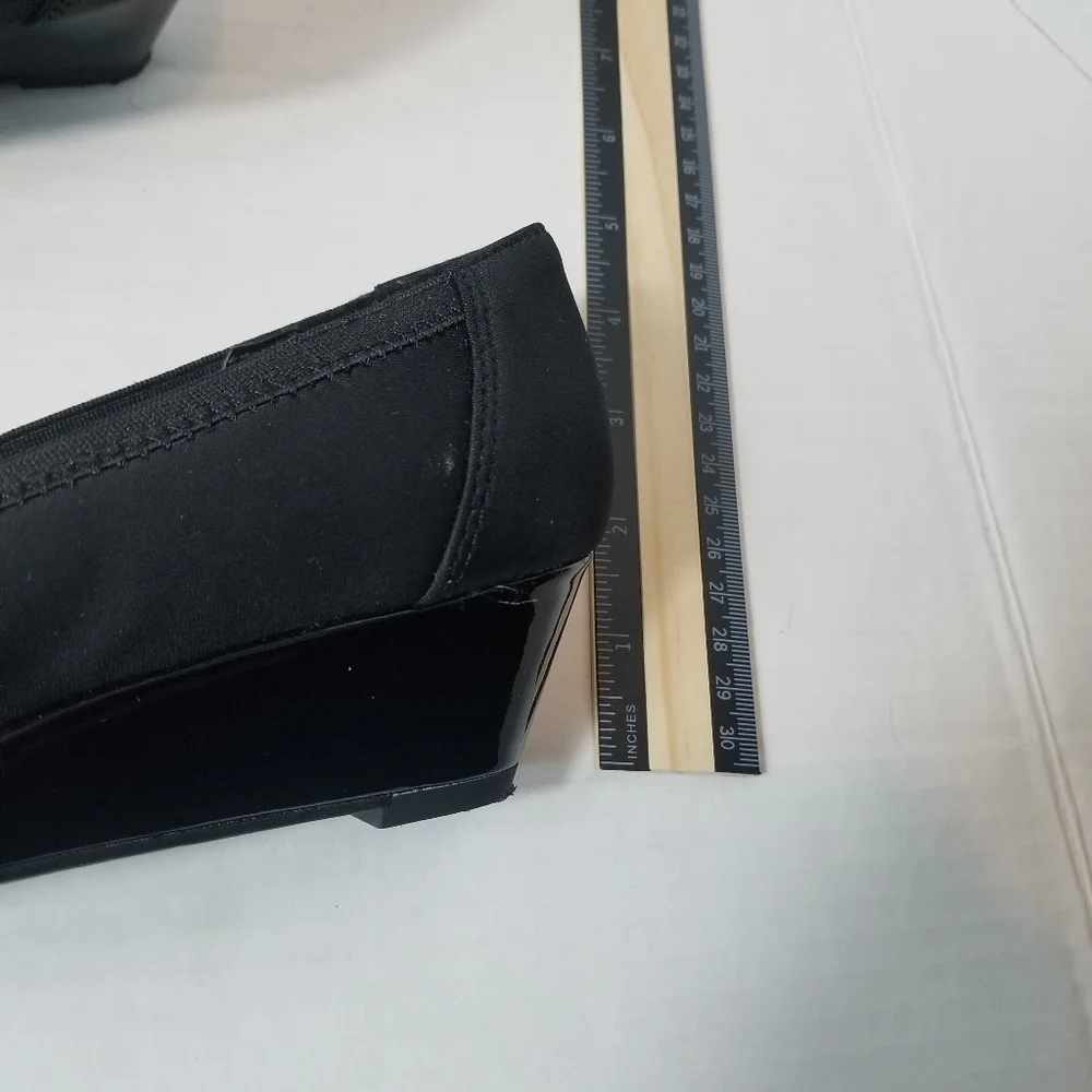 EAST 5TH FLEX FORM BLACK WEDGE DRESS SHOE SIZE 7.5